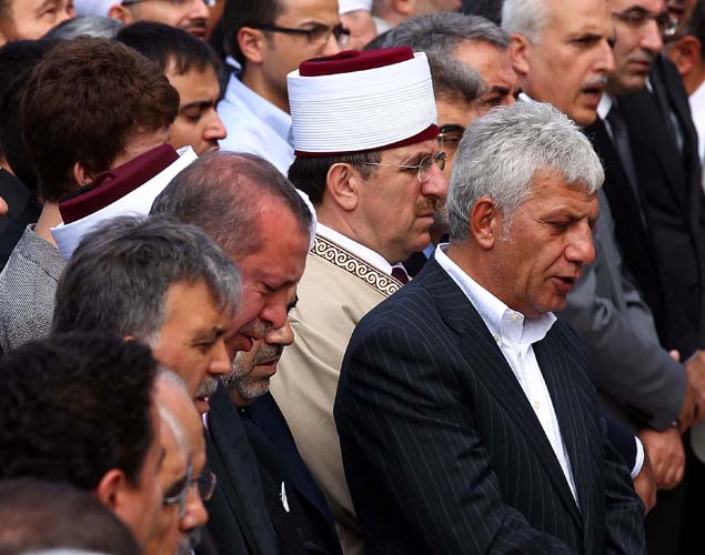 Tenzile Erdoğan son yolculuğuna uğurlandı 19