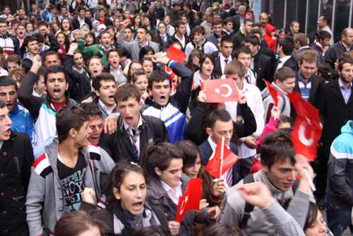 Türkiye ayağa kalktı! 9
