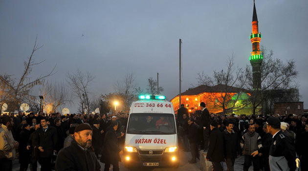 Erbakan için ilk namaz Hacı Bayram Velide 10