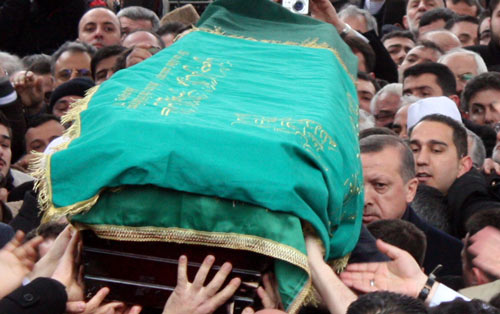 Erbakan Hoca defnedildi 5