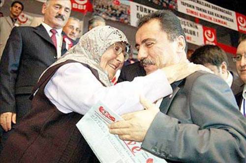 Muhsin Yazıcıoğlunun görülmemiş fotoğrafları 5