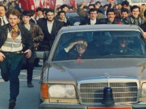 İlk kez göreceğiniz Erbakan albümü 12