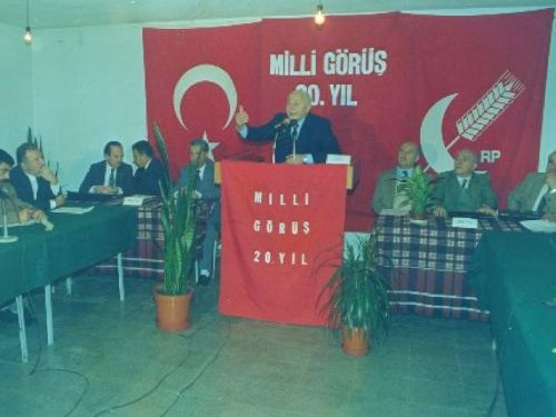 İlk kez göreceğiniz Erbakan albümü 13