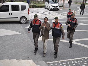 Konyada komşu kavgası: 2 yaralı