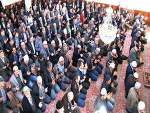 Zencirli’de yağmur duası için eller semaya açıldı