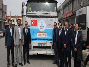 TÜMSİAD ve Beşir Derneğinden Suriyelilere gıda yardımı
