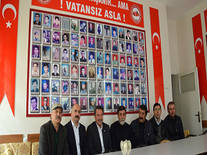 Evlatsız yaşanır ama vatansız asla