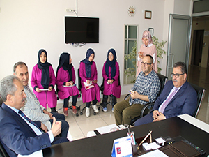 Akkaya, öğrencilerle bir araya geldi