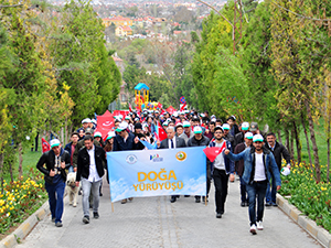 Afrin şehitleri anısına doğa yürüyüşü yapıldı