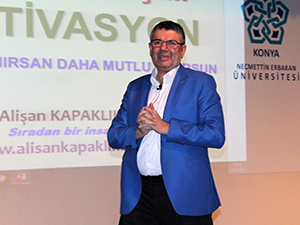 Eğitimci-Yazar Kapaklıkaya NEÜde öğrencilerle buluştu