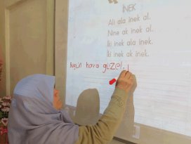 Yalıhüyükte okuma yazma kursu