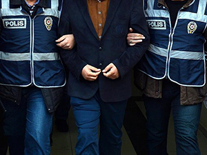 Konyada FETÖnün gaybubet evlerine operasyon: 77 gözaltı