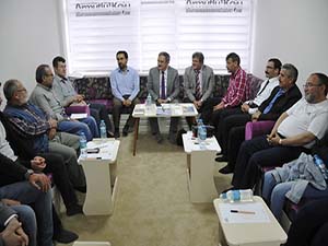 Rektör Şahin, tecrübelerini öğrencilerle paylaştı