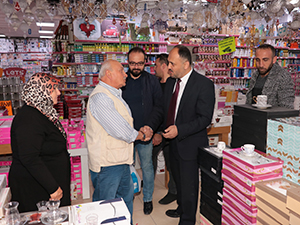 Başkan Özaltun çarşı esnafıyla buluştu
