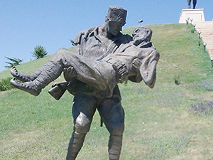 Beyşehir’e şehit baba ve oğul anıtı
