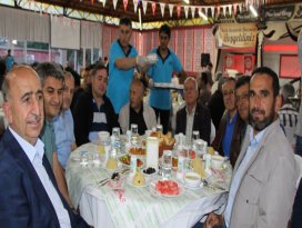 Başkan Tutal’dan birlik ve kardeşlik iftarı