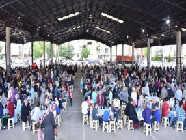 Konya’da mahalle iftarları devam ediyor