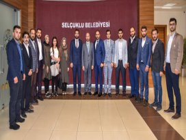 Ak Parti Selçuklu teşkilatından Pekyatırmacıya hayırlı olsun ziyareti