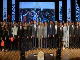Selçuk TÖMER’den “Türkçe Şöleni”