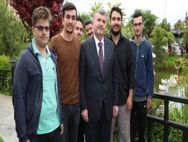 Tahir Akyürek; “Gençlerimize güveniyoruz”