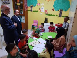 Kur’an ve Türkçe öğreniyorlar