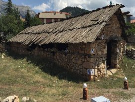 Tarihi han restore ediliyor