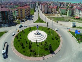 Beyşehir’i sembolize edecek anıt tamamlandı