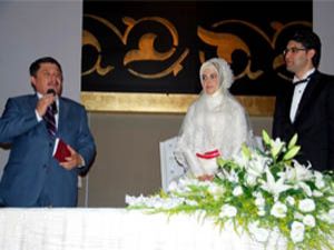 Akyürek ailesinin mutlu günü