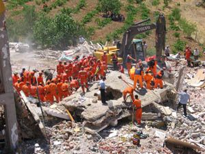 Bu yıkımı bir daha yaşamayalım