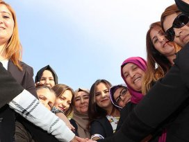 Her mahalleye bir kadın muhtar için yola çıktılar