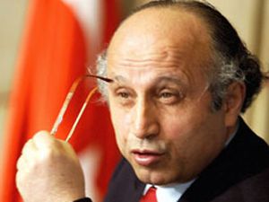 Yaşar Nuri Öztürkü yakan mesajlar