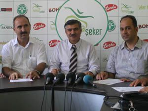 Memurlara %10 zam istiyoruz