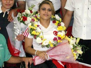Tuğla kaldırırken kızını keşfetti