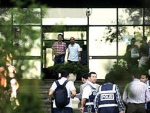 Sınavlara takı yasağı getirildi