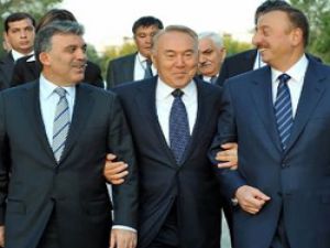 Türkiye her yönde faliyetlerini yoğunlaştırıyor