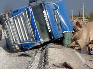 Trafik canavarı kol geziyor