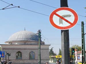 Trafik işaretleri bilinmiyor