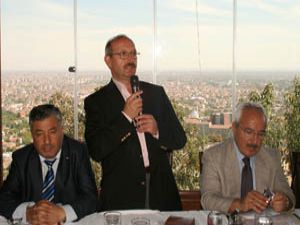 İl Genel Meclisi üyelerine teşekkür yemeği