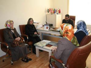 AK Parti Konya İl Kadın Kollarından STKlara ziyaret