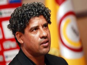 Galatasarayda Rijkaard devri bitti
