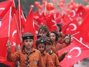 Cumhuriyet dökülen kanlara saygının ifadesidir