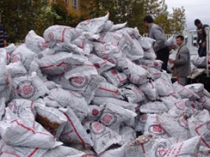 İhtiyaç sahiplerine kömür yardımı