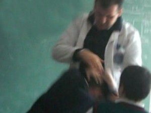 Bütün sınıf sizden şikayetçi