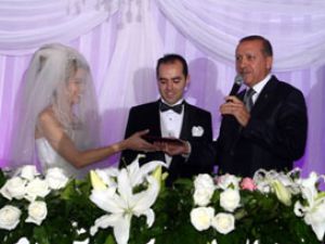Yeni gelin nikahta Başbakana söz verdi