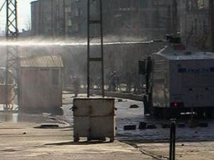 Yüksekova karıştı