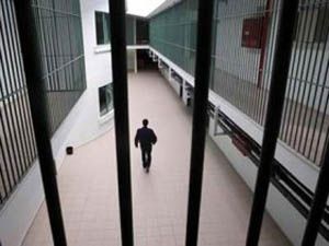 Cezaevleri doldu taştı