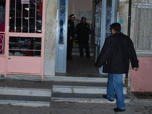 Hayat kadını evinde vurularak öldürüldü