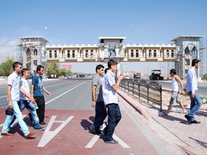 Üstgeçitler kullanılışlı değil