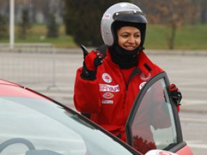 Milletvekili Ayşe Türkmenoğlu Formula1e hazır!