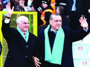 Papandreu:Erdoğanı kardeş ilan ediyorum
